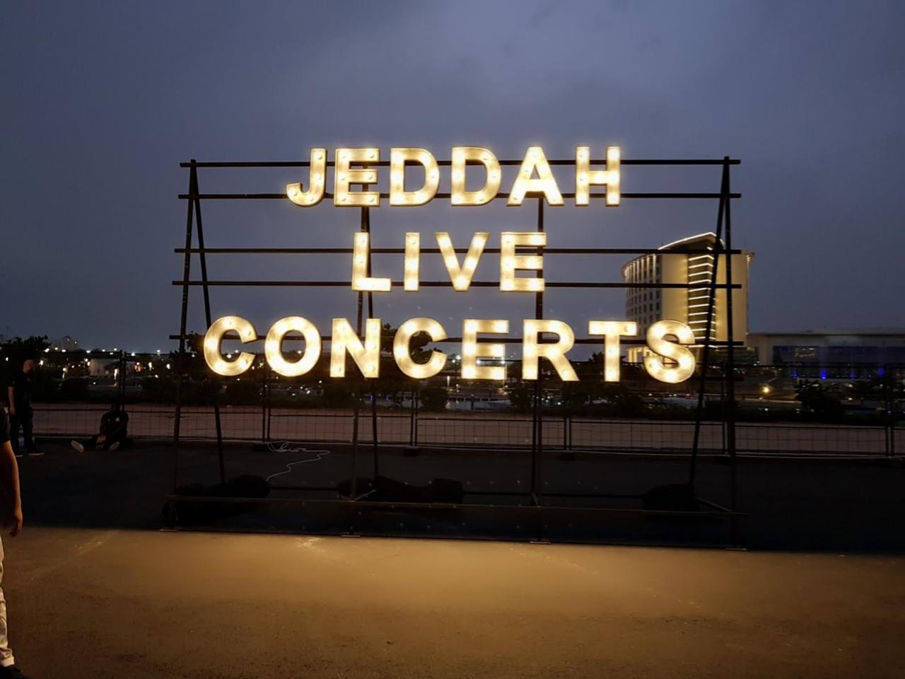 فني كهرباء متخصص في جدة